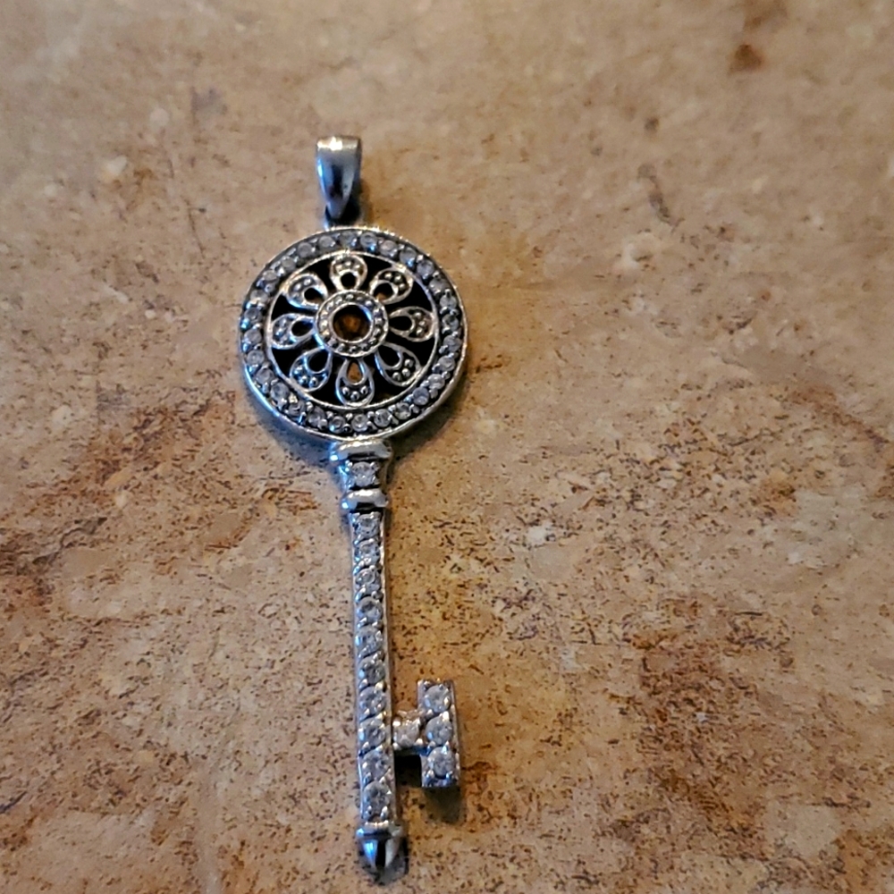 Key pendant